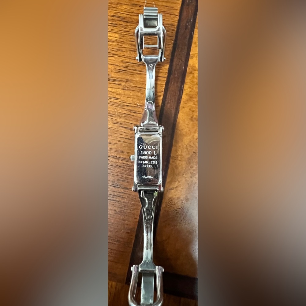 Gucci Vintage Horsebit Ladies 1500 L Watch - Picture 3 of 9